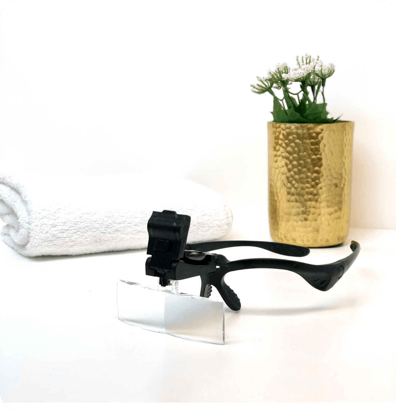 Magnifying Glasses - Image 2